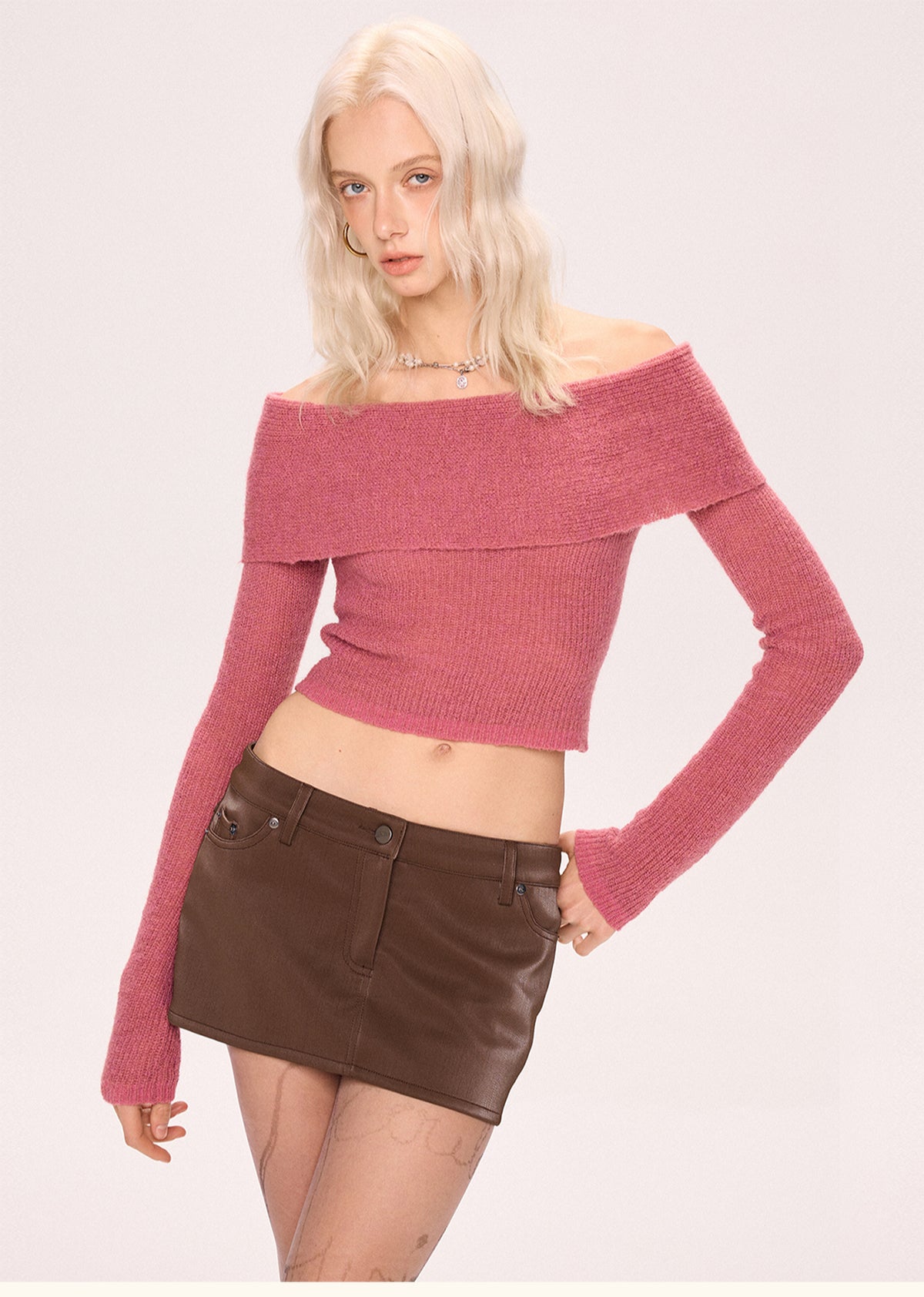 Shoulder long short-sleeved sweater